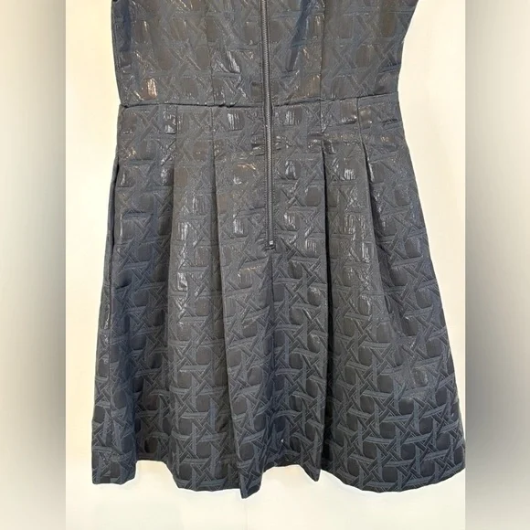 Kirna Zabete Sleeveless Metallic Jacquard Dress in black/ navy. V-neck, pockets. - Picture 4 of 8